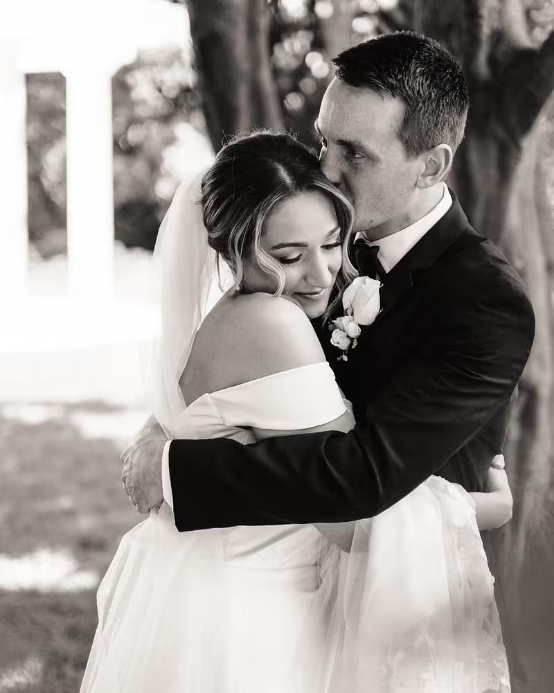 Wedding photography by Double Knot Pictures